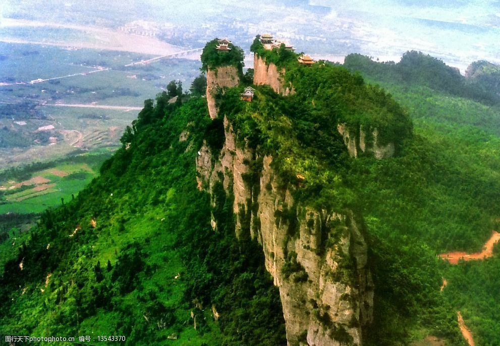 江油窦圌山云岩寺图片