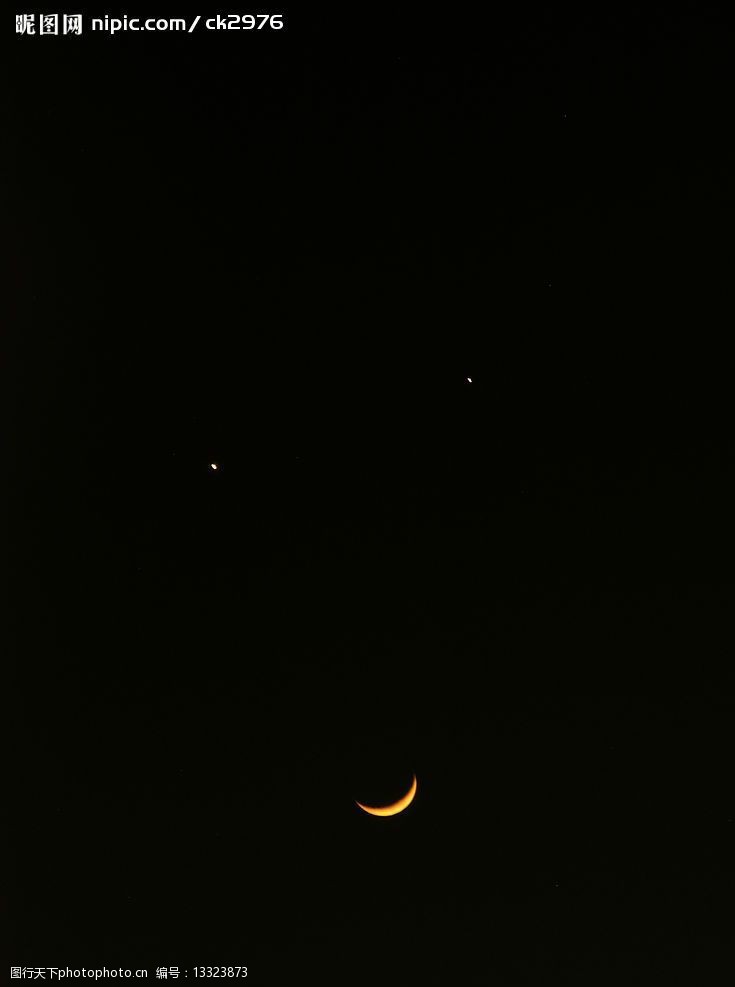 关键词:夜空中的笑脸 月亮 天空 星星 笑脸 夜空 自然景观 自然风景