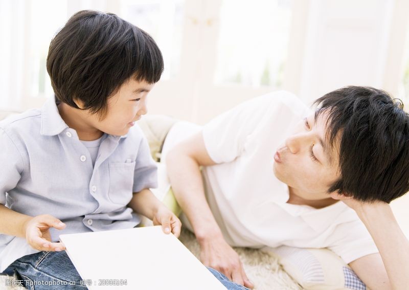关键词:幸福的家庭 家庭婚姻