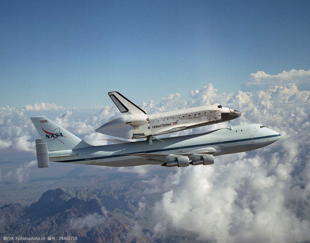关键词:航天飞机 航空 太空探索 飞行 科学研究 现代科技 摄影 72dpi