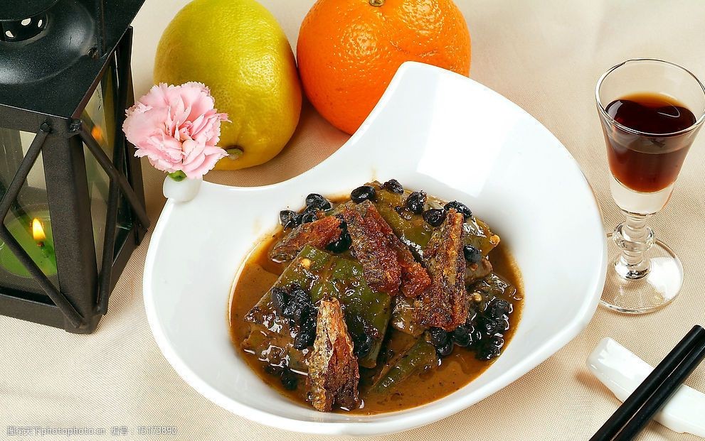 豆豉鲮鱼焖虎皮椒图片