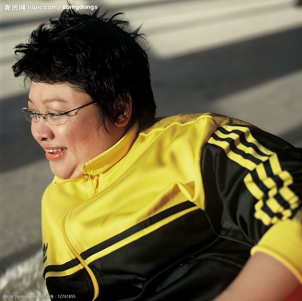 关键词:韩红媒体宣传照 韩红 写真 人物图库 明星偶像 摄影图库 610