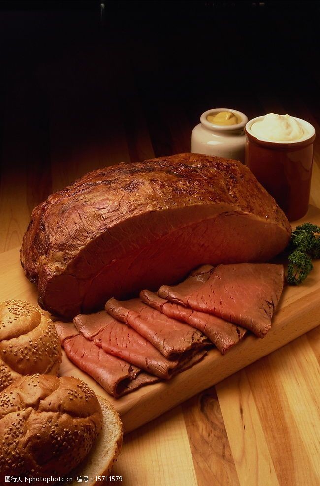 熏肉西餐食物图片