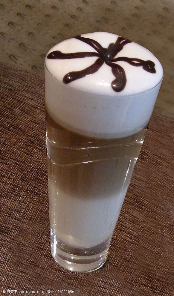 关键词:冰淇淋卡布奇诺 意大利浓咖啡 香草冰淇淋 餐饮美食 饮料酒水