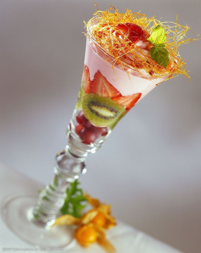 西式水果甜点美食图片