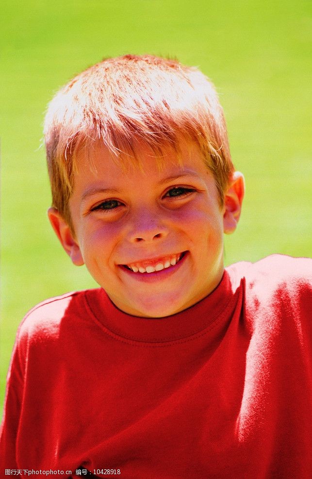 关键词:快乐家庭 快乐生活 微笑 儿童 孩子 日常生活 人物图库 摄影